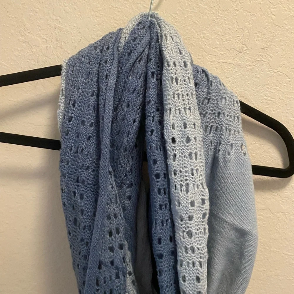 Blue ombré infinity scarf